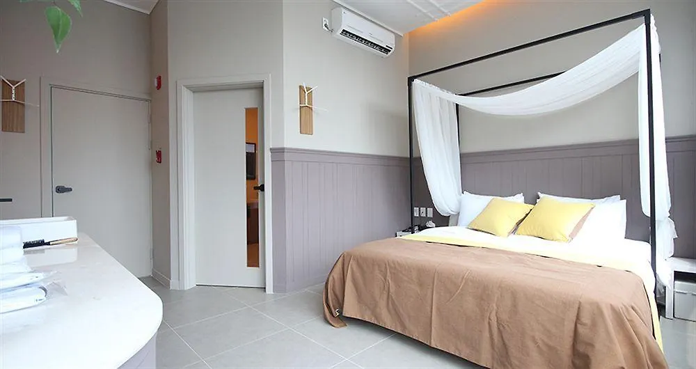 Club Hotel Busan
