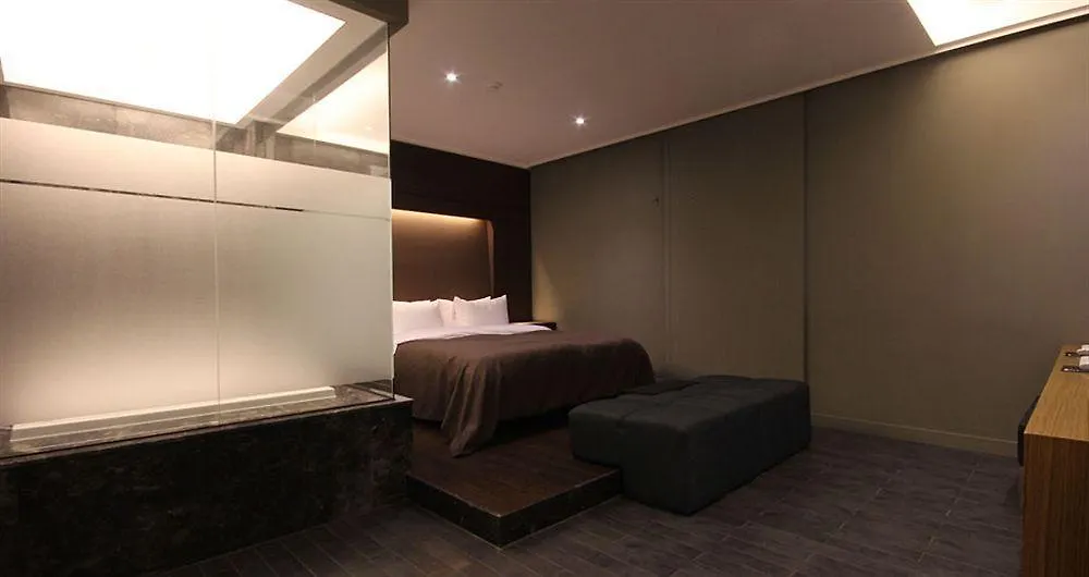 Club Hotel Busan