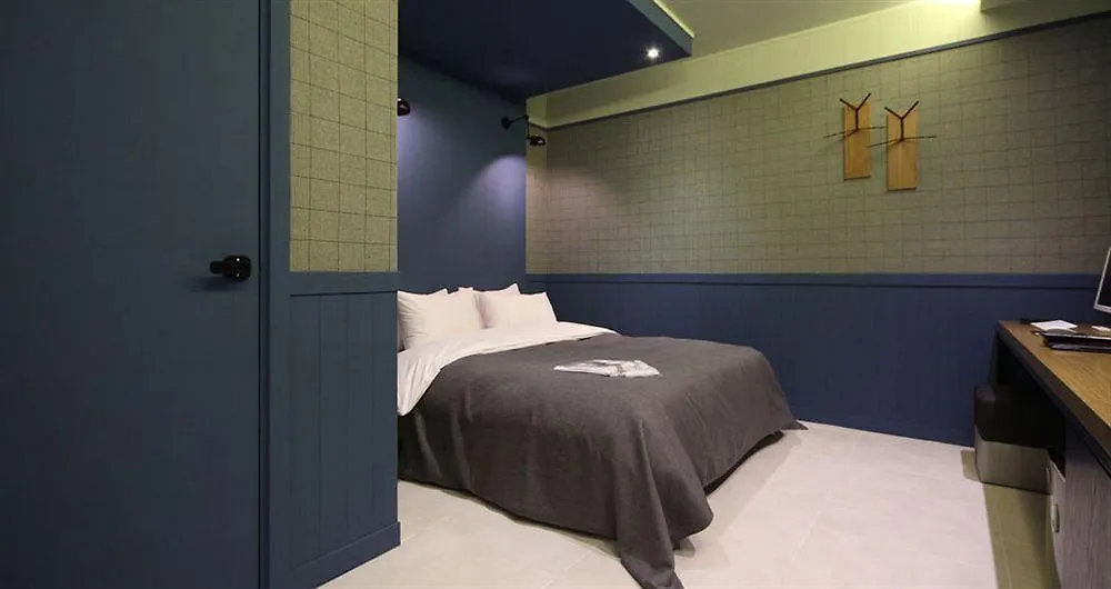 Club Hotel Busan 3*,  South Korea