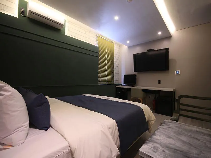Club Hotel Busan