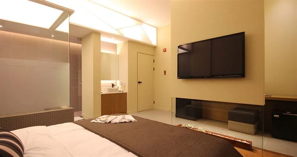Club Hotel Busan 3*,  South Korea