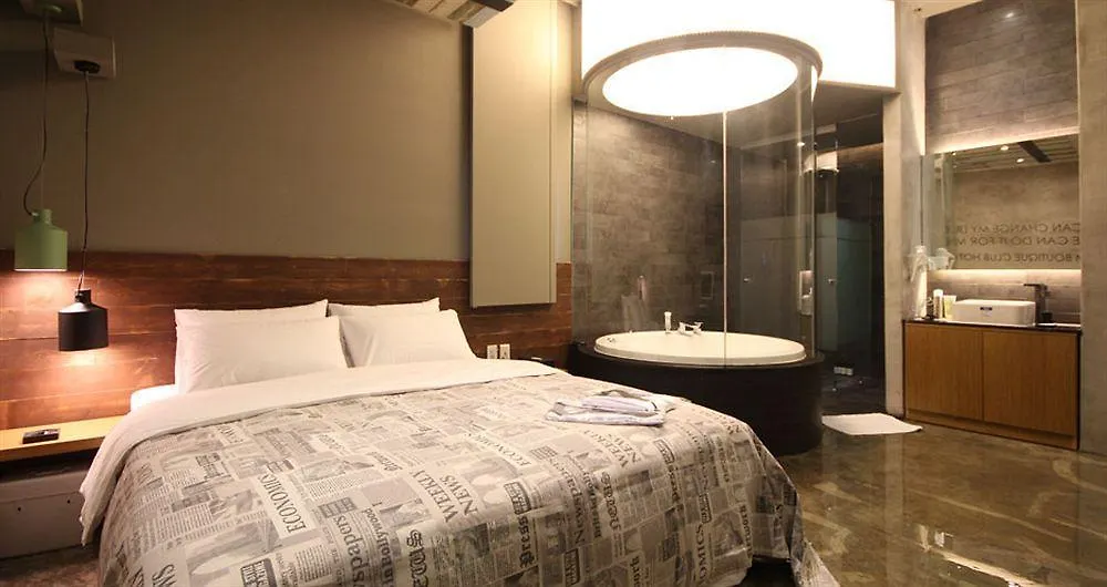 Club Hotel Busan