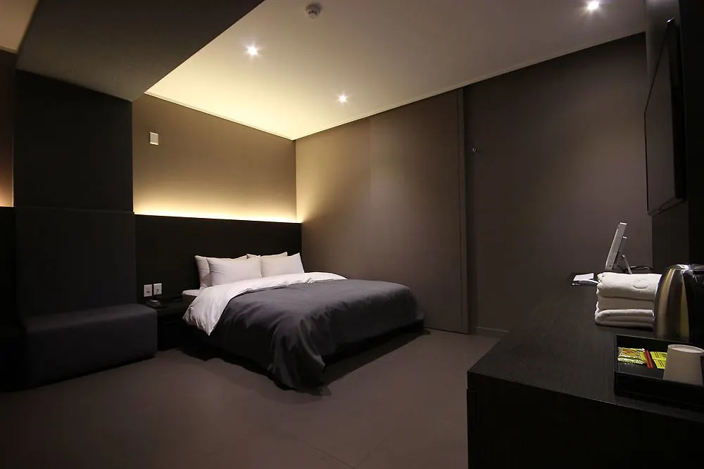 Club Hotel Busan